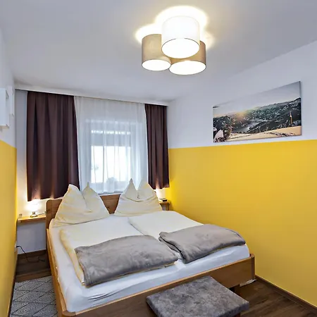 Schlosser Apartment
