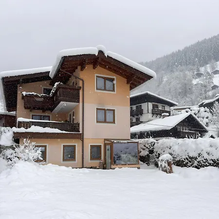 Apartment Schlosser